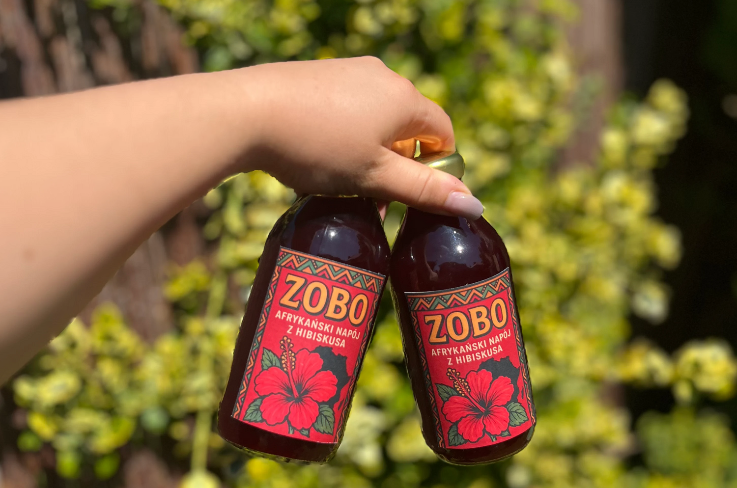 Naturalny napój z hibiskusa